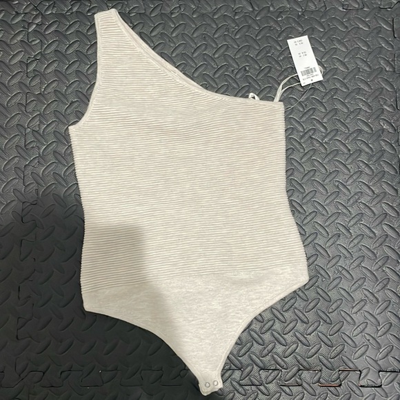 NWT One shoulder sweater bodysuit by Abercrombie - Picture 1 of 3
